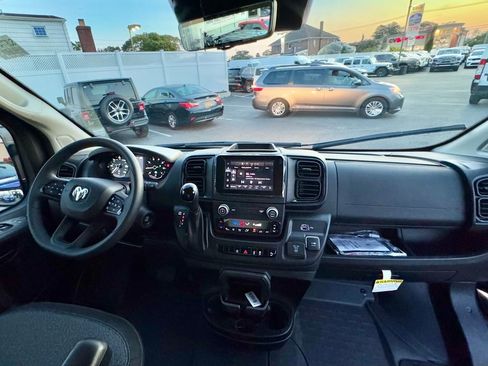 Used 2025 RAM ProMaster 3500 w/ Safety Group image 15