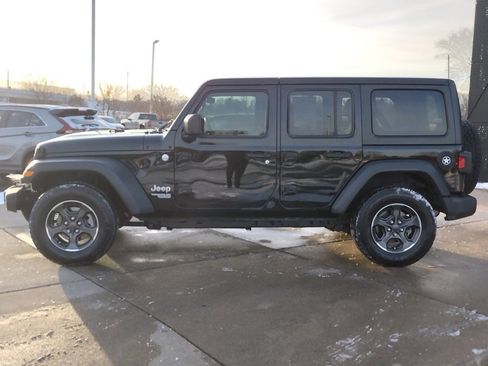Used 2019 Jeep Wrangler Unlimited Sport S image 18