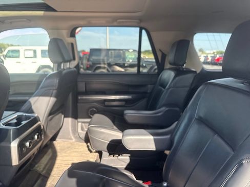 Used 2022 Ford Expedition Max XLT AWD/4WD image 15