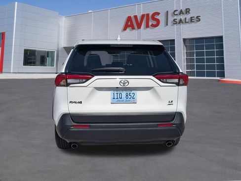 Used 2025 Toyota RAV4 LE image 9