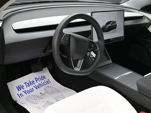 Used 2025 Tesla Model 3 Long Range image 13