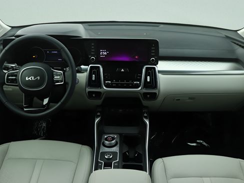 Used 2023 Kia Sorento EX FWD image 7
