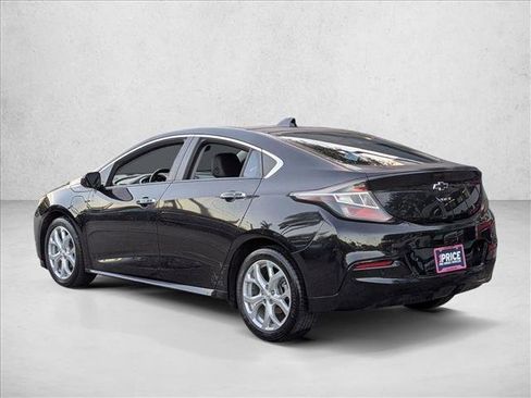Used 2018 Chevrolet Volt Premier w/ Driver Confidence Package image 8
