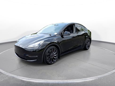 Used 2023 Tesla Model Y Performance AWD/4WD image 4