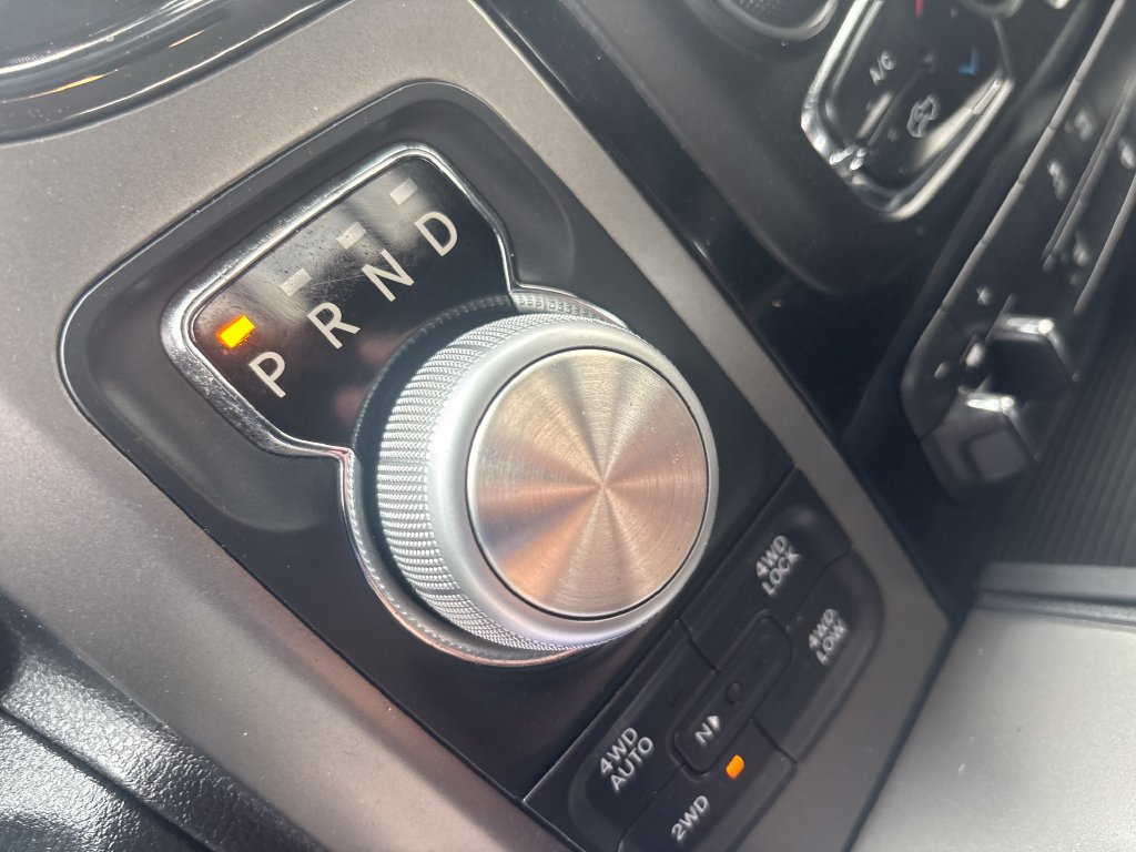 Used 2016 RAM 1500 Sport w/ Sport Premium Group AWD/4WD image 29