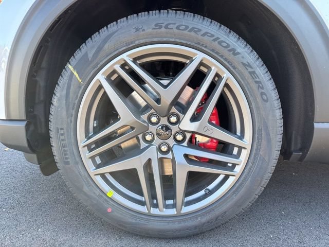 Used 2026 Ford Explorer ST w/ Sun And Sound Package AWD/4WD image 9