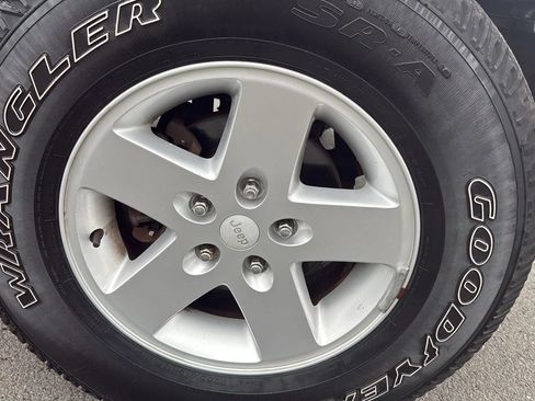 Used 2007 Jeep Wrangler Unlimited X AWD/4WD image 12
