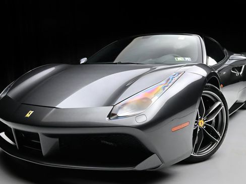 Used 2016 Ferrari 488 GTB image 22