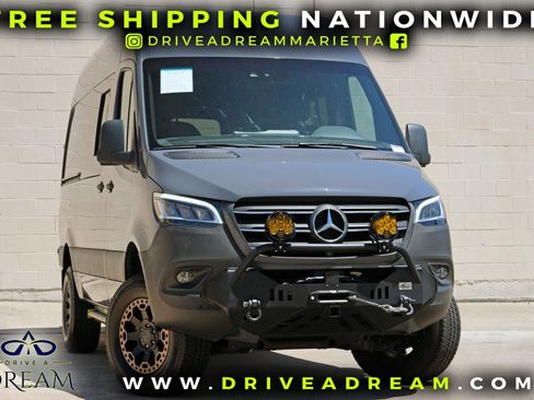 Used 2021 Mercedes-Benz Sprinter 2500 w/ Comfort Plus Package image 2