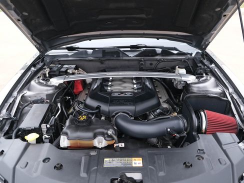 Used 2013 Ford Mustang GT Premium w/ Security Pkg image 30