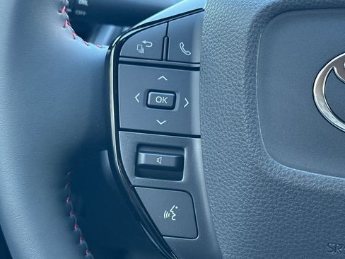 New 2026 Toyota Prius SE image 27