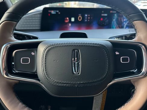 New 2026 Lincoln Navigator L Black Label AWD/4WD image 25