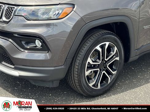 Used 2024 Jeep Compass Limited AWD/4WD image 8