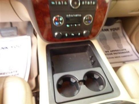 Used 2014 Chevrolet Silverado 2500 LTZ w/ LTZ Plus Package image 11