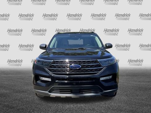 Used 2020 Ford Explorer XLT w/ Equipment Group 202A RWD image 3