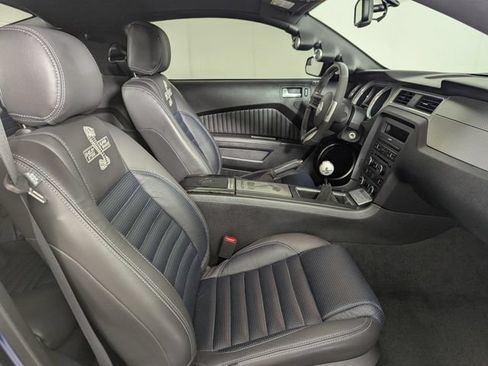 Used 2011 Ford Mustang Shelby GT500 RWD image 27