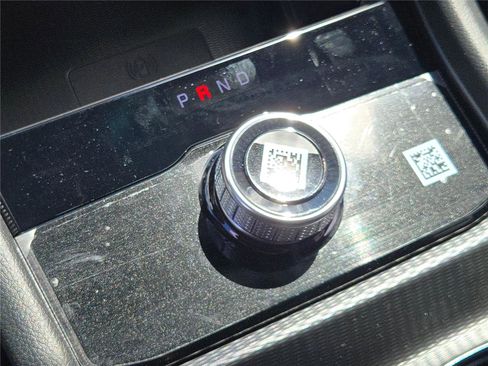 New 2025 Jeep Grand Cherokee Altitude image 32