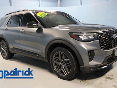 Used 2025 Ford Explorer ST-Line w/ Premium Package