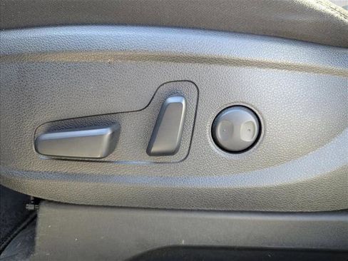 Used 2022 Hyundai Palisade SEL FWD image 11