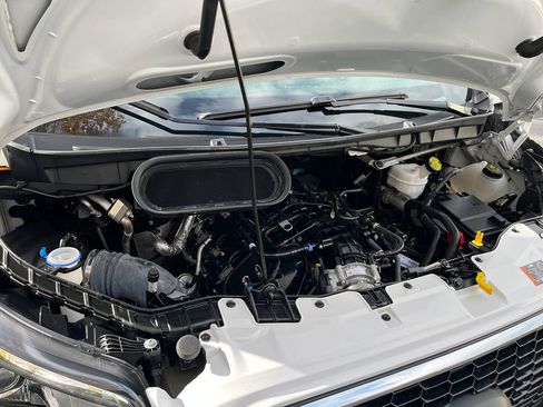 Used 2023 Ford Transit 350 XL image 15