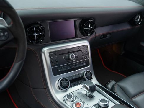 Used 2013 Mercedes-Benz SLS AMG GT Coupe image 28