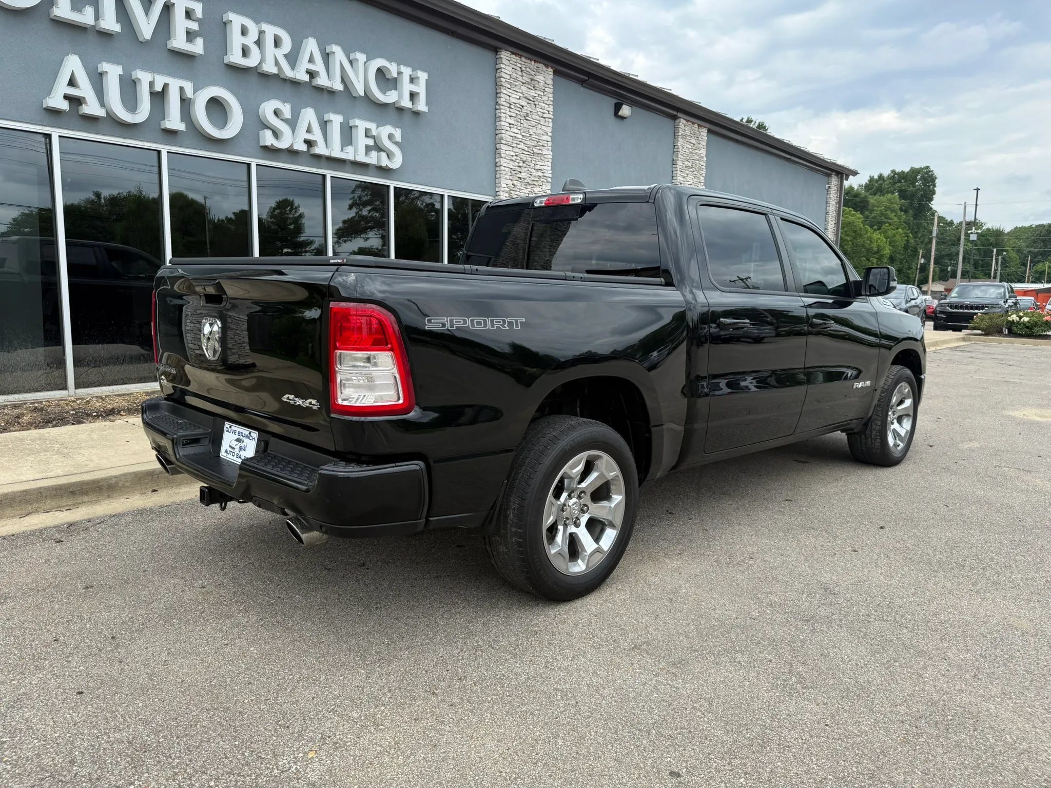 Used 2022 RAM 1500 Big Horn AWD/4WD image 7