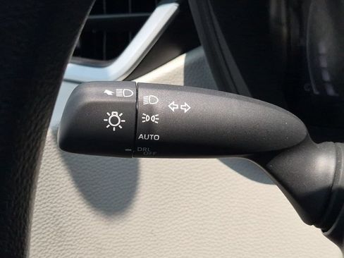 Used 2026 Toyota Corolla LE FWD image 24