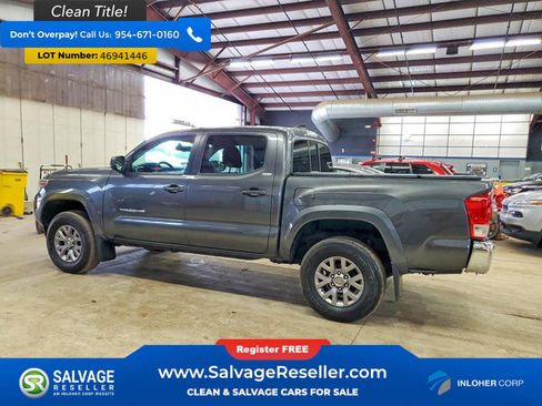 Used 2017 Toyota Tacoma 4x4 Double Cab image 3