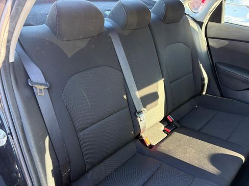 Used 2021 Kia Forte LXS image 19