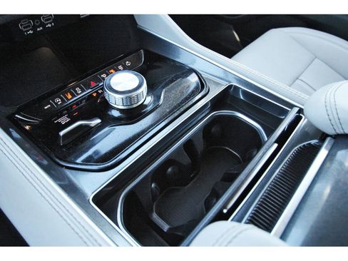 Used 2023 Jeep Wagoneer 4WD w/ Premium Group I image 29