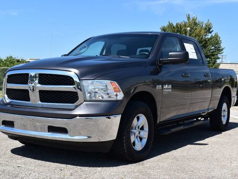 Used 2021 RAM 1500 Classic SLT AWD/4WD image 1