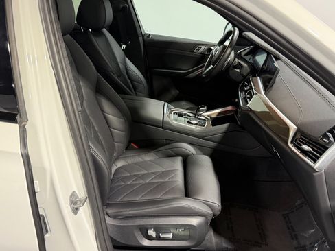 Used 2023 BMW X6 xDrive40i w/ M Sport Package AWD/4WD image 52