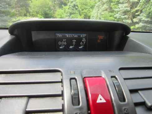 Used 2014 Subaru Forester 2.5i Premium w/ All-Weather Package AWD/4WD image 14