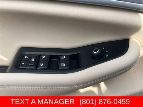 Used 2024 Jeep Grand Cherokee Limited AWD/4WD image 16