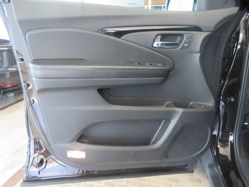 Used 2019 Honda Passport Touring image 13
