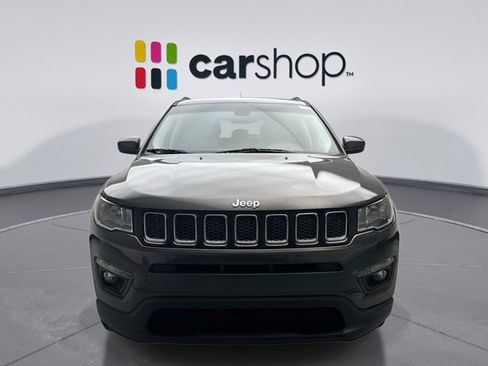 Used 2019 Jeep Compass Latitude w/ Cold Weather Group AWD/4WD image 8