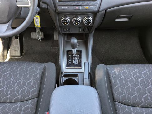 Used 2025 Mitsubishi Outlander Sport ES AWD/4WD image 21