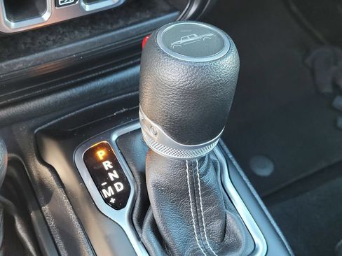 Used 2021 Jeep Gladiator Overland AWD/4WD image 21