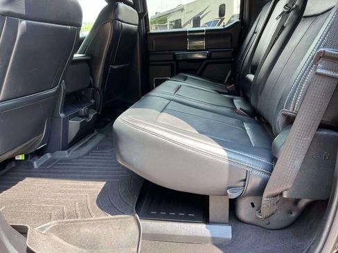 Certified 2022 Ford F250 Lariat w/ Lariat Value Package AWD/4WD image 19