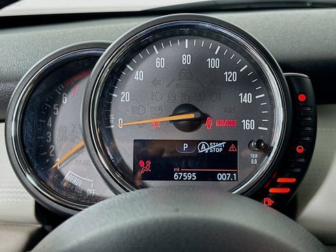 Used 2016 MINI Cooper 2-Door Hardtop FWD image 12