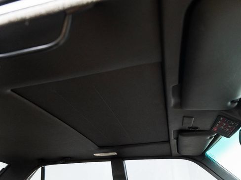 Used 1988 BMW M5 image 73