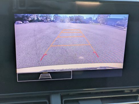 Used 2024 Chevrolet Trax RS image 21