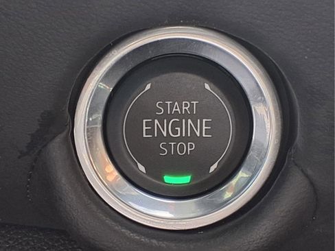 Used 2025 Chevrolet Tahoe High Country image 16