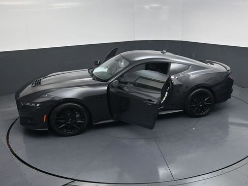 Used 2024 Ford Mustang GT Premium image 24