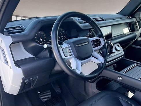 Certified 2023 Land Rover Defender 110 SE image 15