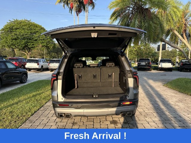 Used 2025 Chevrolet Traverse Z71 w/ Driver Confidence Package AWD/4WD image 28