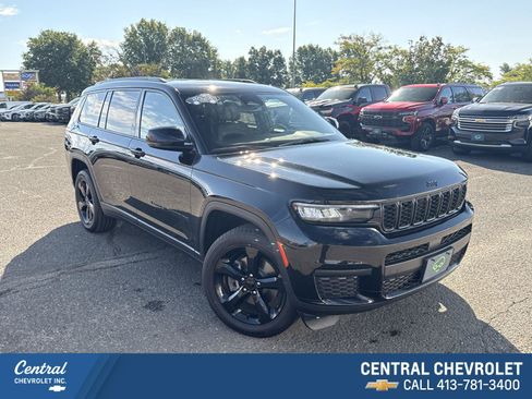 Used 2023 Jeep Grand Cherokee L Laredo AWD/4WD image 1