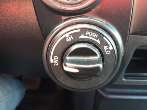 Used 2019 Nissan Titan S w/ S Utility Package image 19