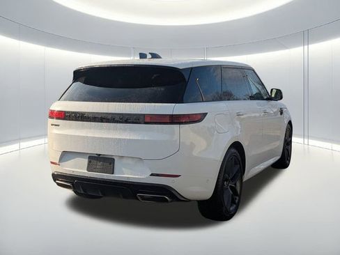 Used 2024 Land Rover Range Rover Sport Dynamic SE image 5