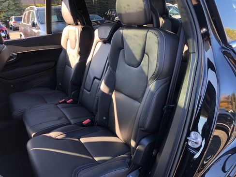 Used 2022 Volvo XC90 T6 Inscription w/ Advanced Package image 33